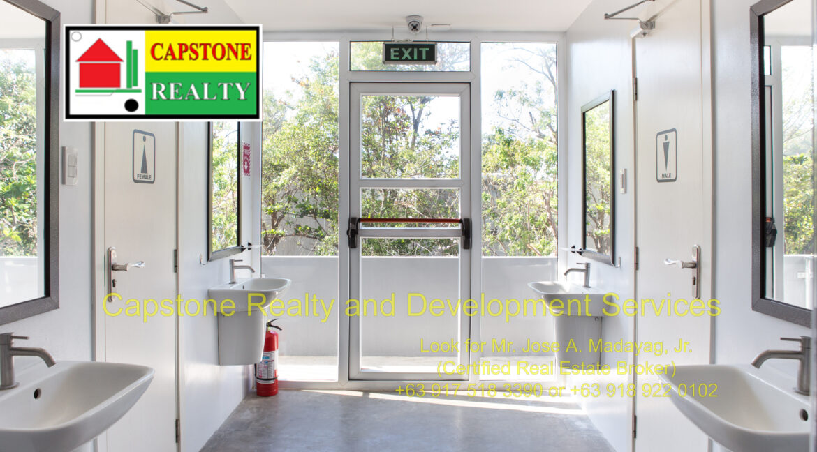 2nd floor bathrooms access